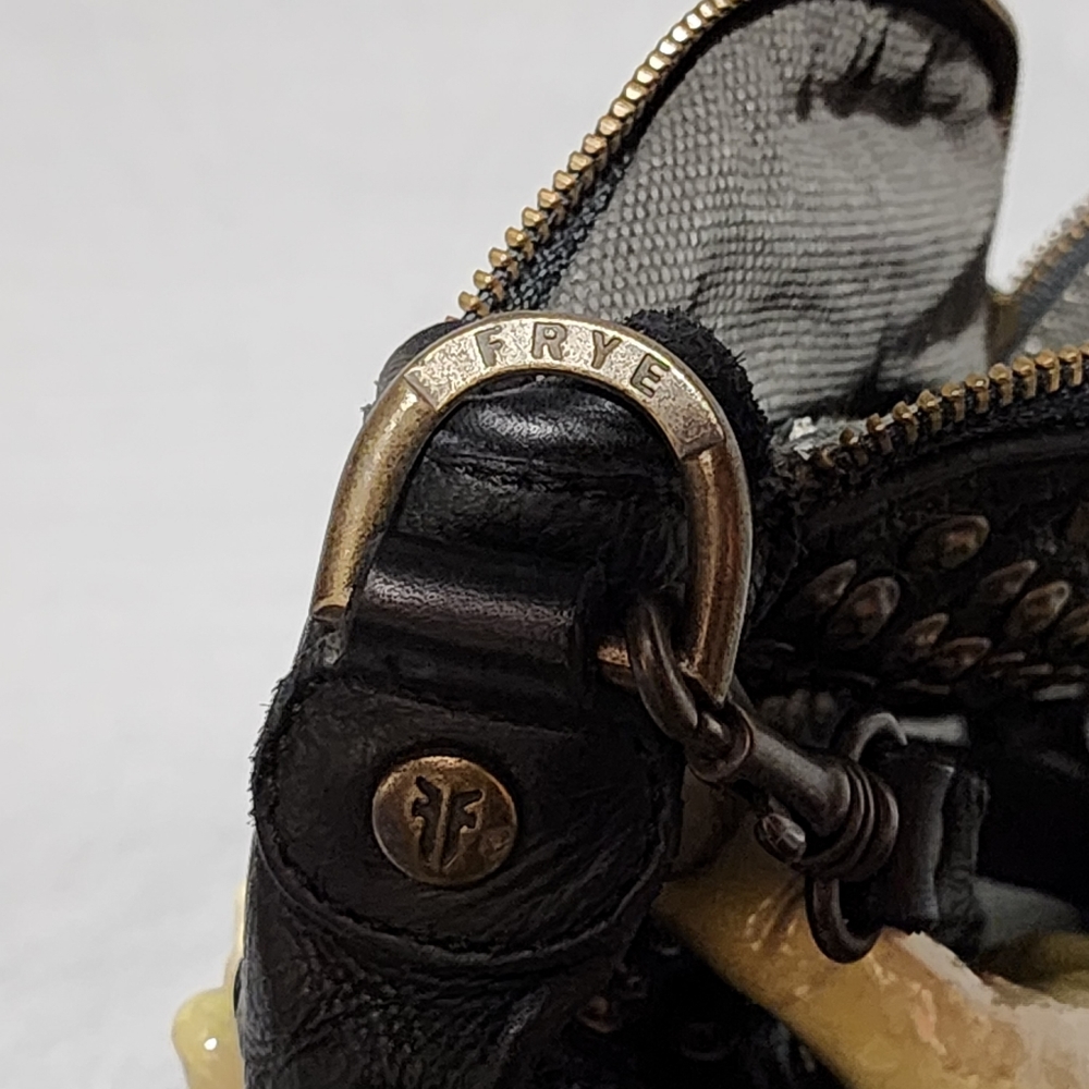 FRYE Black Circle-shaped Leather Studded Crossbody/Clutch/Wristlet - NWOT - Picture 4 of 7